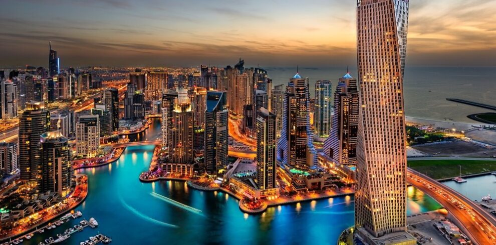 BIG_Dubai night-1_1566558922547
