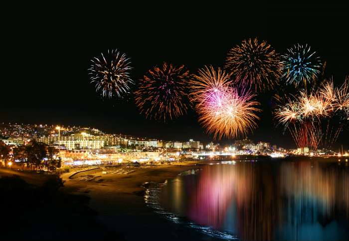 affordable-new-years-eve-breaks-2014tenerife-700×483